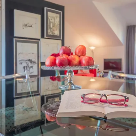 Attic By Portofinohomes Apartment