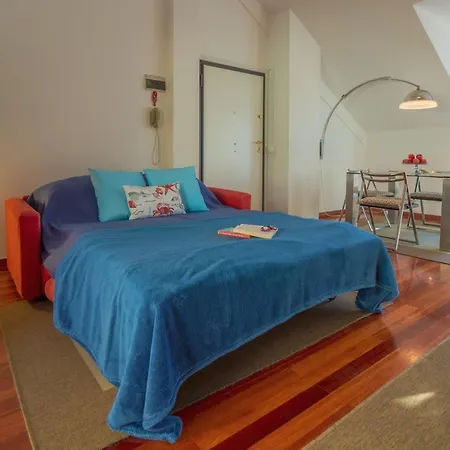 Attic By Portofinohomes Apartment